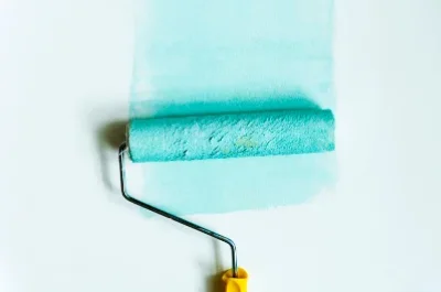 Peinture intérieure à Concoret — murs, plafonds et boiseries